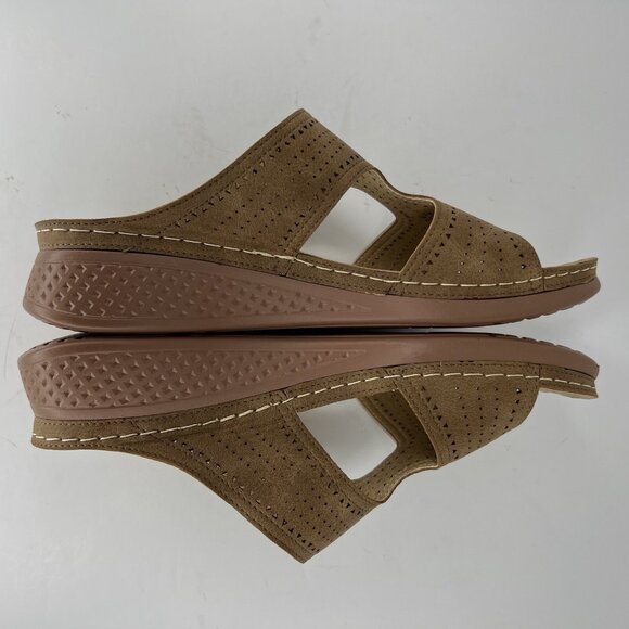 Atalina SuedeLook Comfort Feel Sandals Womens Size 9.5 EU 41 Tan Wedge Heels - Picture 6 of 9